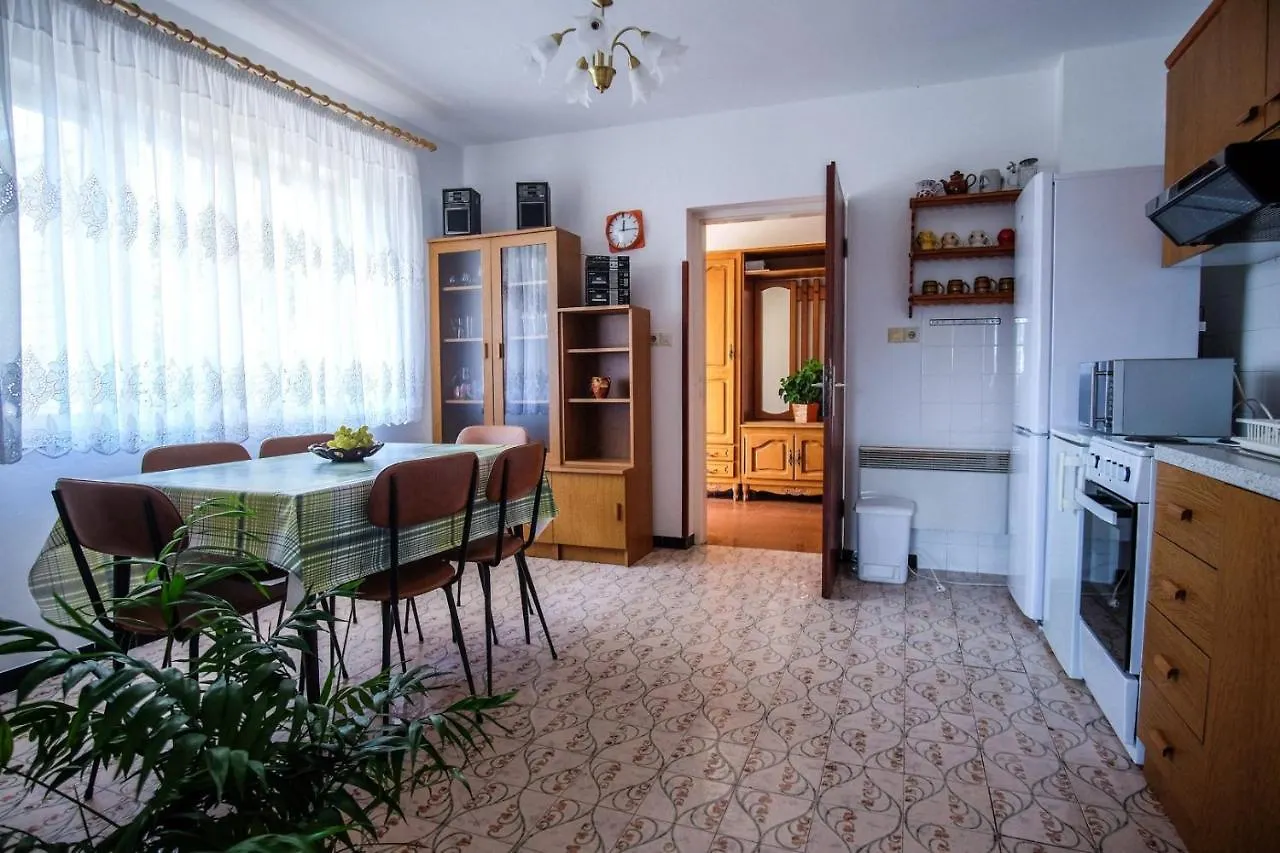 Apartmani Jasko Barbat na Rabu 0*,