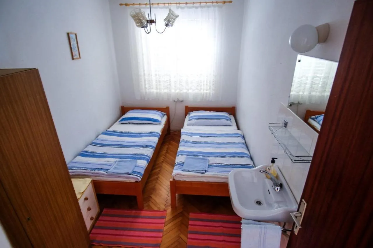 Apartmani Jasko Barbat na Rabu 0*,  Kroatien